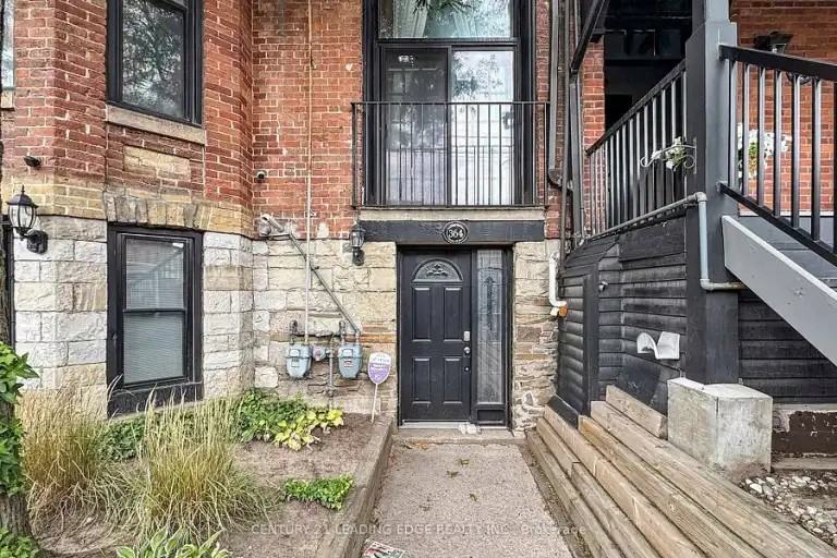 364 Dundas St E #4 - Photo 2 of 18
