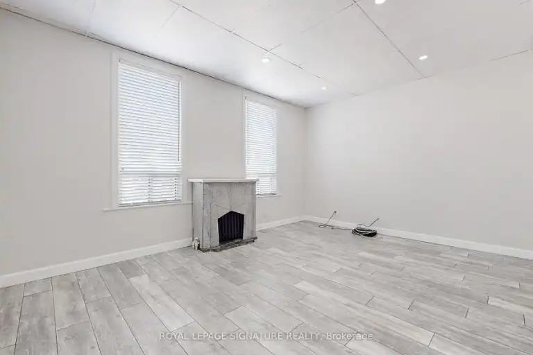 741 Queen St E #1 - Photo 4 of 15