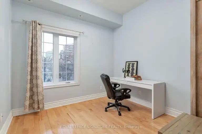 539 Jarvis St #M8 - Photo 3 of 11