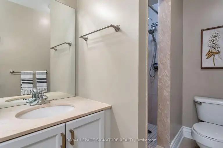 539 Jarvis St #M8 - Photo 4 of 11