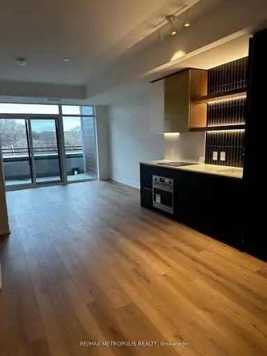 1285 Queen St E #406 - Photo 4 of 11