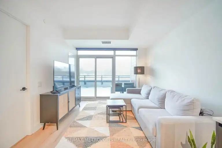 1285 Queen St E #406 - Photo 5 of 11