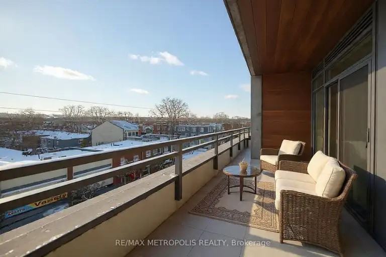 1285 Queen St E #406 - Photo 6 of 11