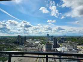 60 Charles St W - Photo 1 of 1