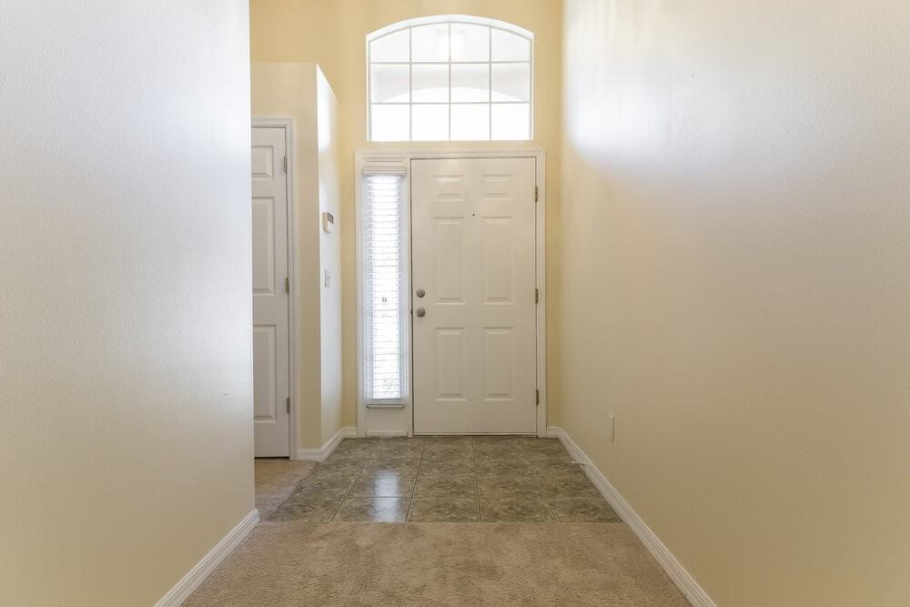 642 Whisper Sound St - Photo 2 of 15