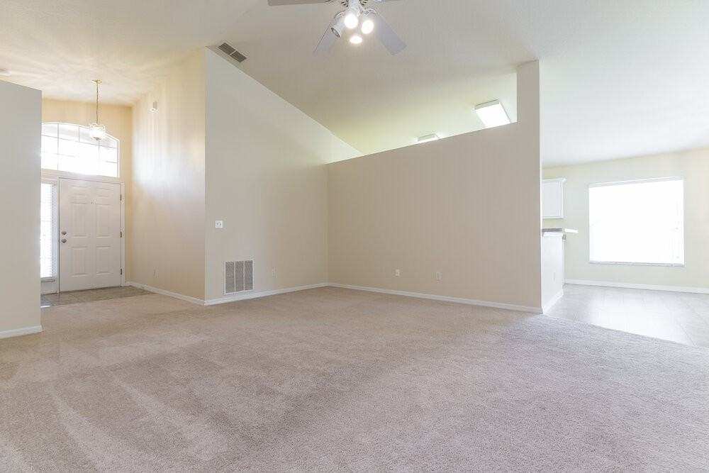 642 Whisper Sound St - Photo 3 of 15