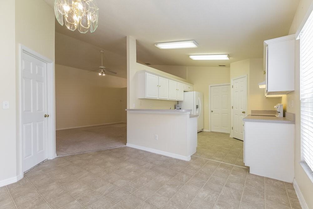 642 Whisper Sound St - Photo 6 of 15