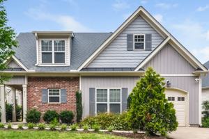 featured image of 211 Summerwind Plantation Dr