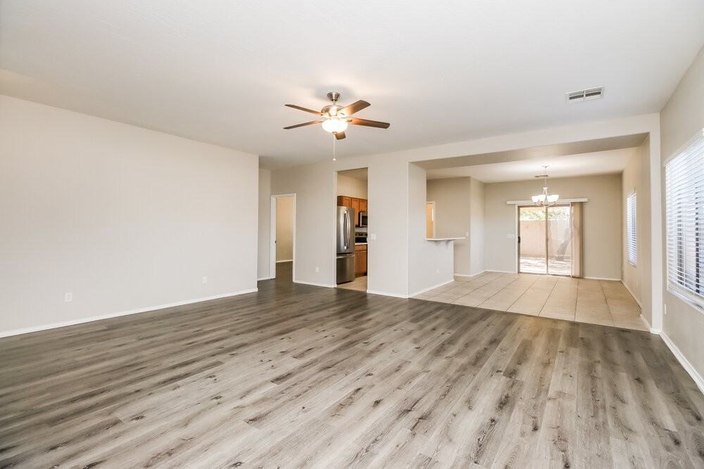 119 E Mountain View Rd - Photo 5 of 16