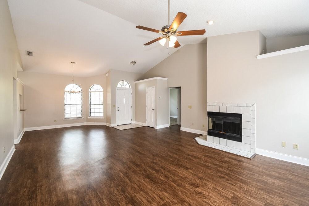 7711 Collins Ridge Blvd - Photo 3 of 16