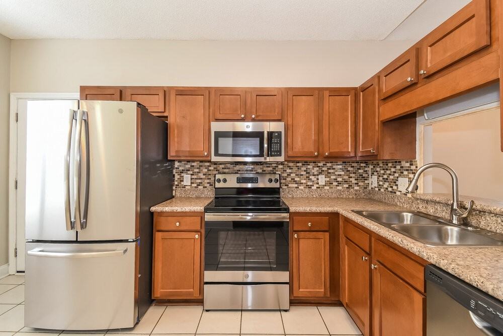 7711 Collins Ridge Blvd - Photo 7 of 16