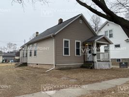 featured image of 883 3rd St #1