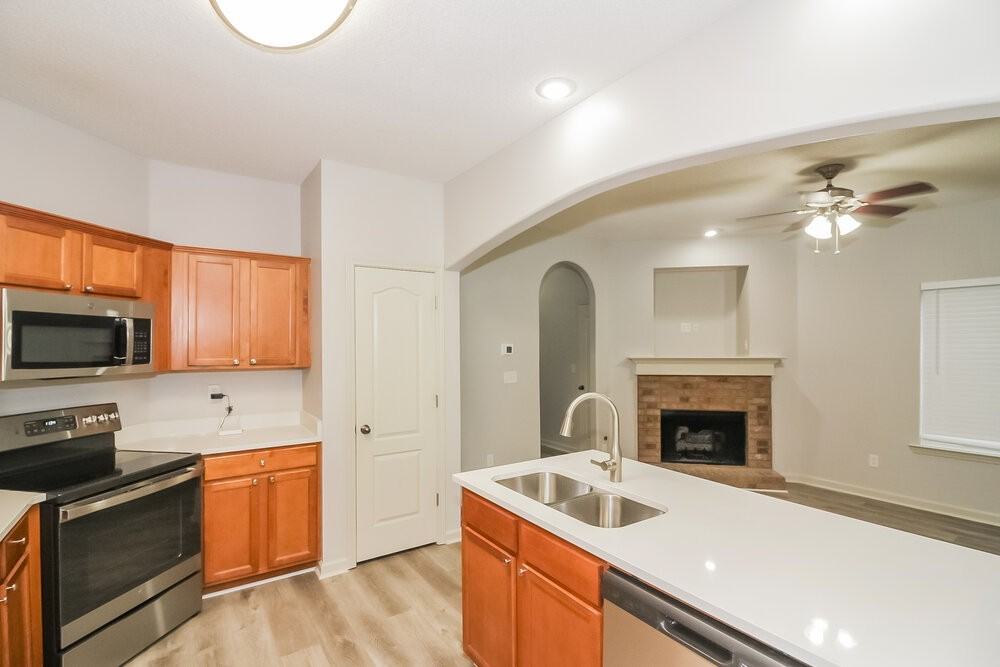 1254 Carlton Ridge Dr - Photo 7 of 17