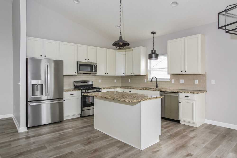 4423 Edgarton Dr - Photo 7 of 17