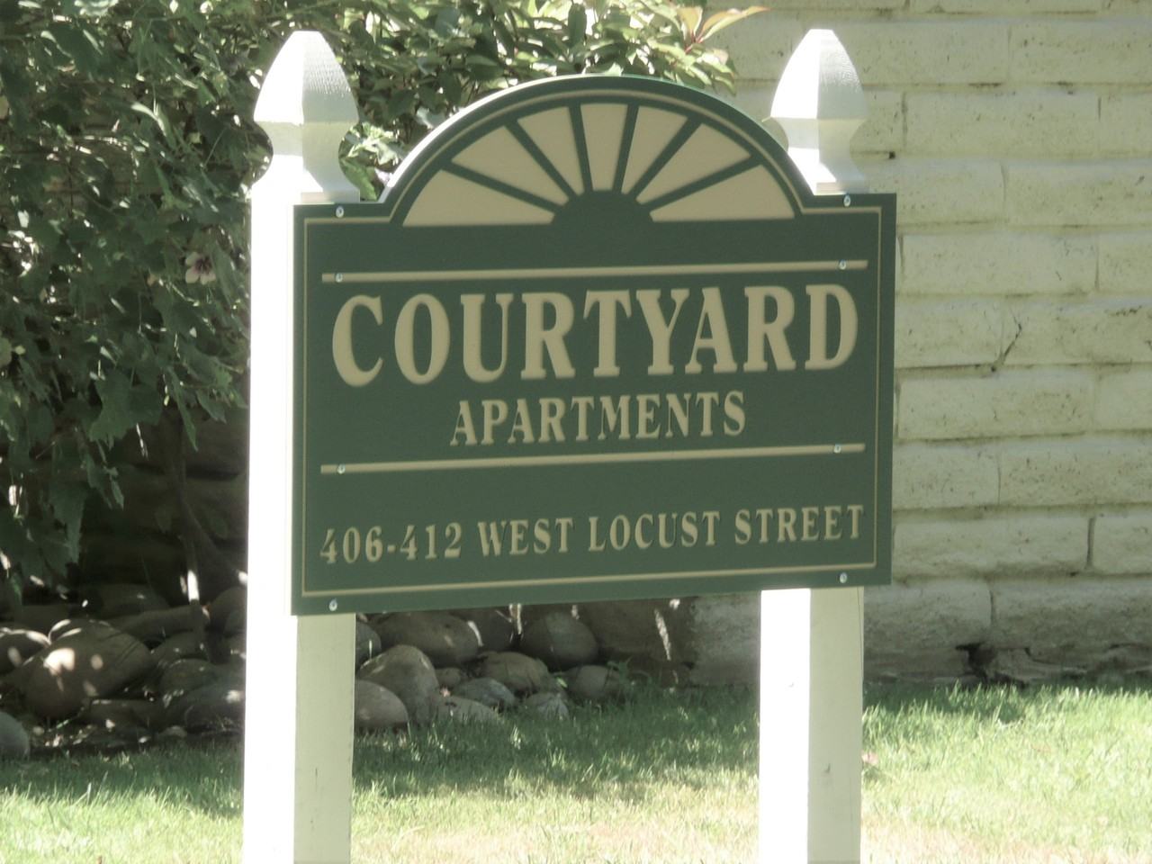 406 W Locust St #13 - Photo 2 of 7