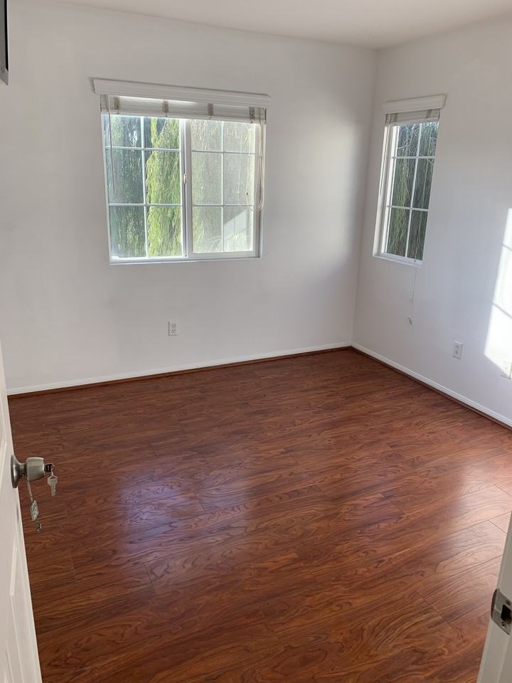 655 Halifax Ln #3 - Photo 6 of 8