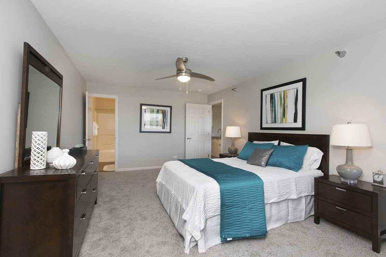 Hawthorn at Oakhurst - Photo 7 of 28