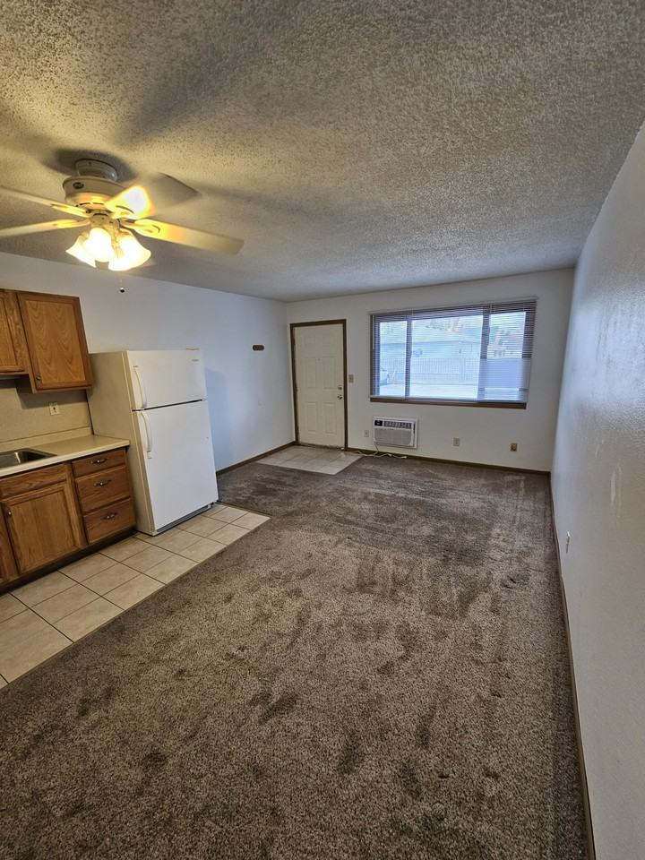 2222 32nd St S #18 - Photo 2 of 11