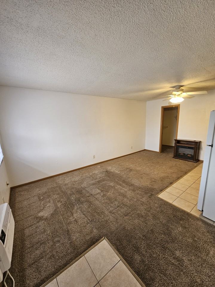 2222 32nd St S #18 - Photo 4 of 11