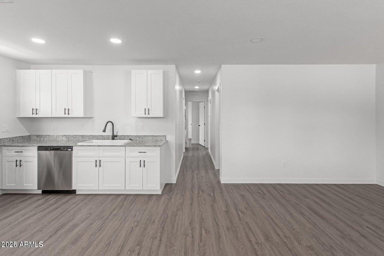 450 S Crismon Rd Unit 2 - Photo 7 of 21