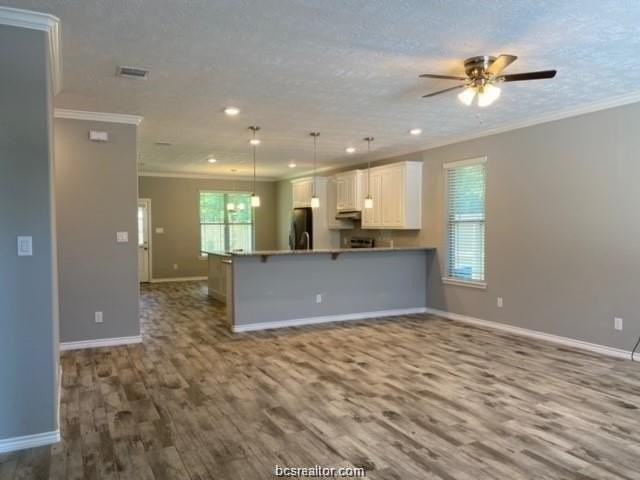 509 E Pruitt St - Photo 6 of 29