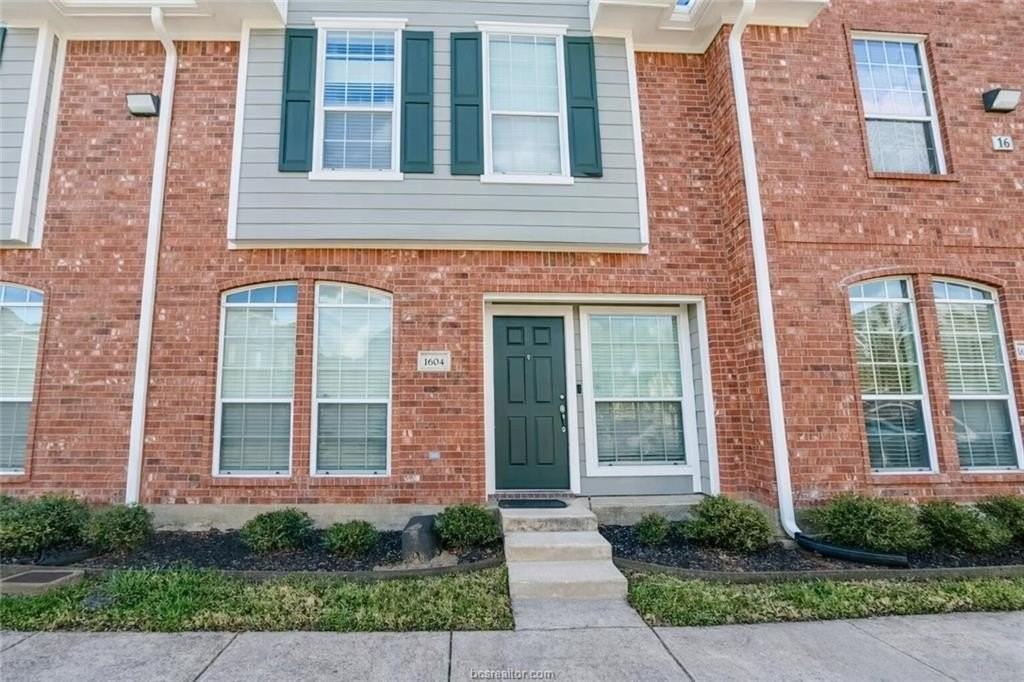 1001 Krenek Tap Rd Apt 1604 - Photo 2 of 26