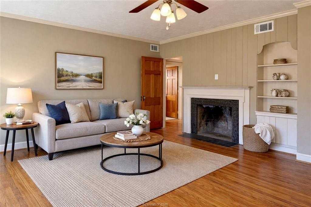 500 Ayrshire St - Photo 2 of 26