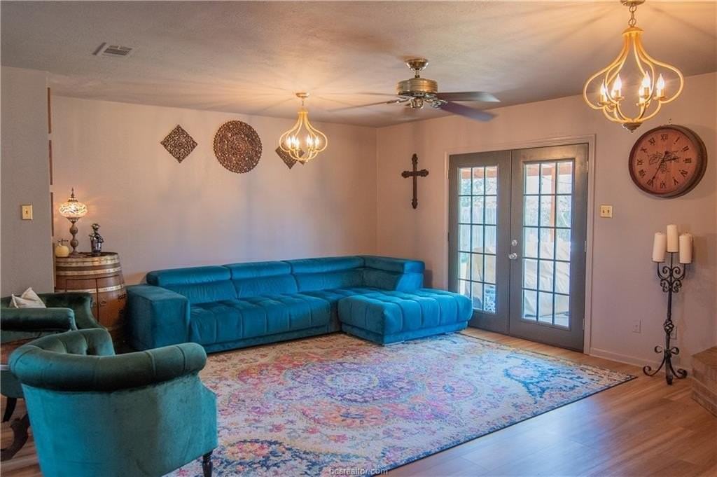 4508 Littleton Ct - Photo 7 of 24