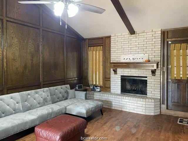 1403 Todd Trl - Photo 3 of 18