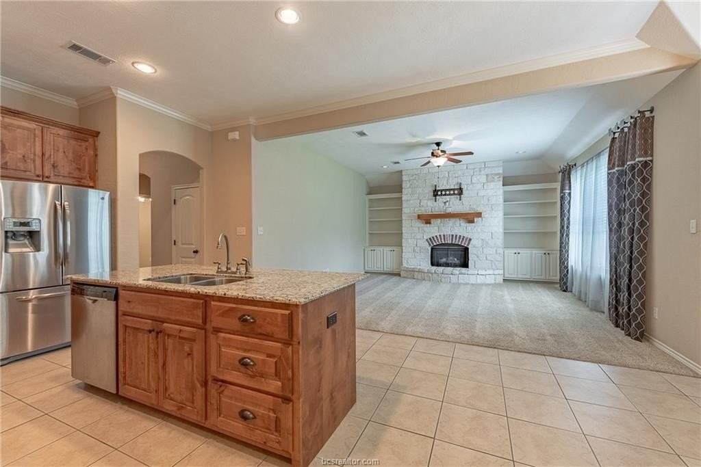 2403 Norham Dr - Photo 3 of 27