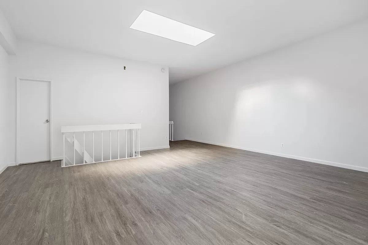 Gold St #712 - Photo 2 of 16