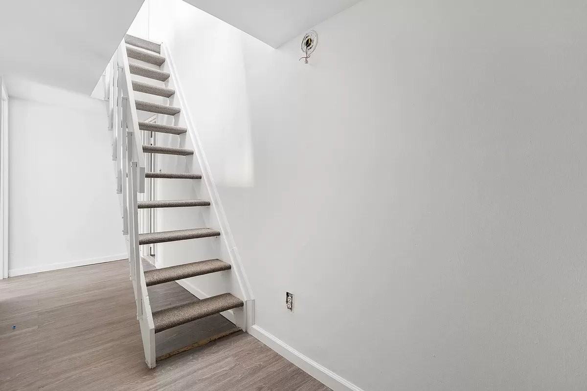 Gold St #712 - Photo 6 of 16