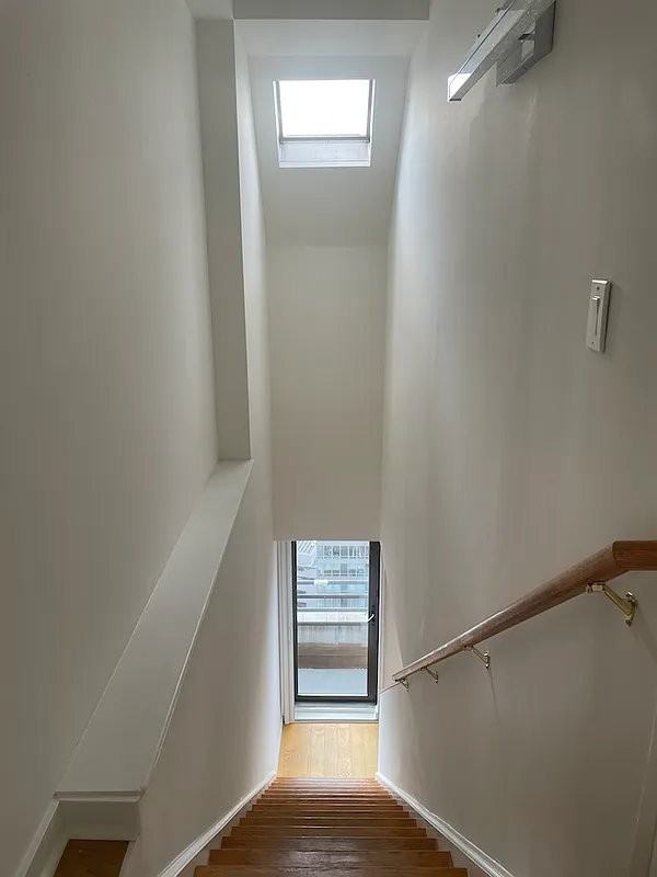 West St #21T - Photo 3 of 14