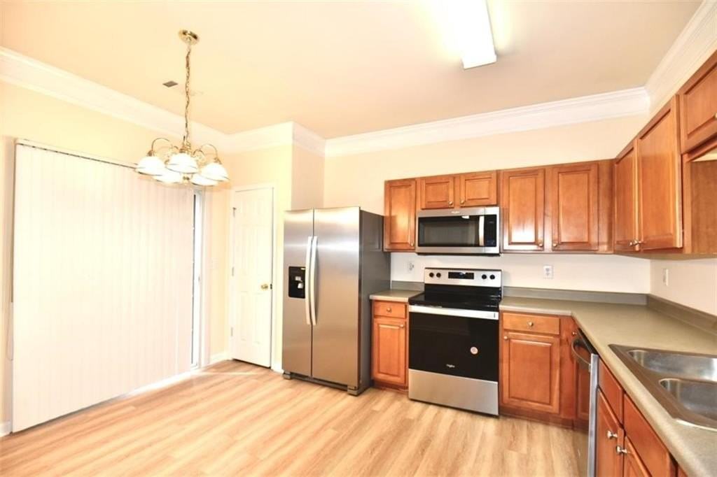 493 Windstone Trl - Photo 6 of 21