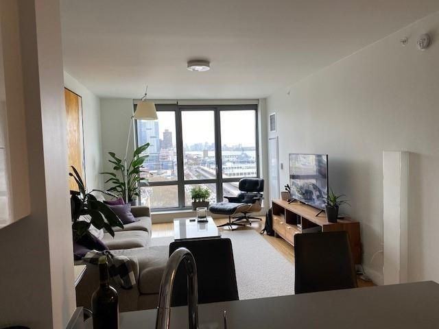 W 57th St #1815 - Photo 2 of 13