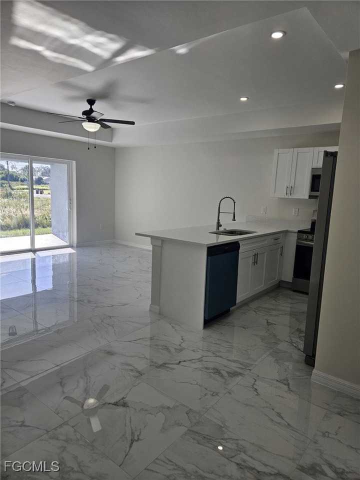 4754 30th St Sw - Photo 3 of 15