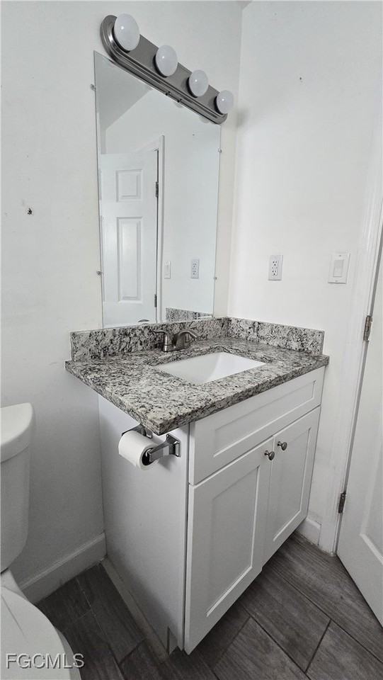 4952 Vincennes St - Photo 3 of 8