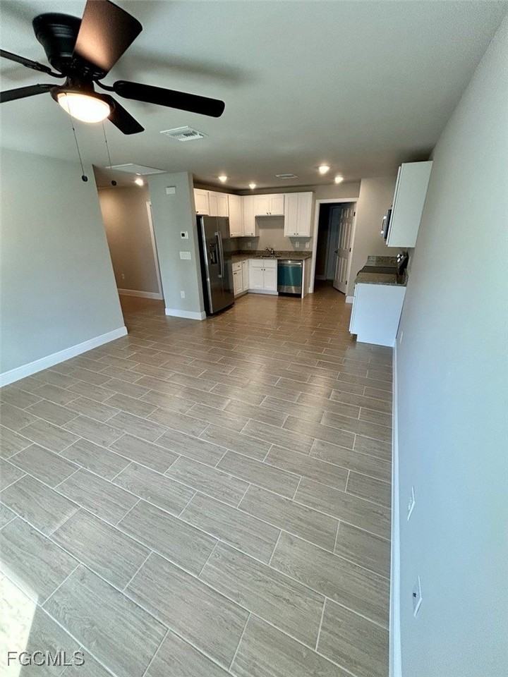 2330 Hoople St - Photo 5 of 16