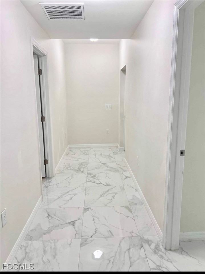 2209 2211 Park Road - Photo 2 of 7