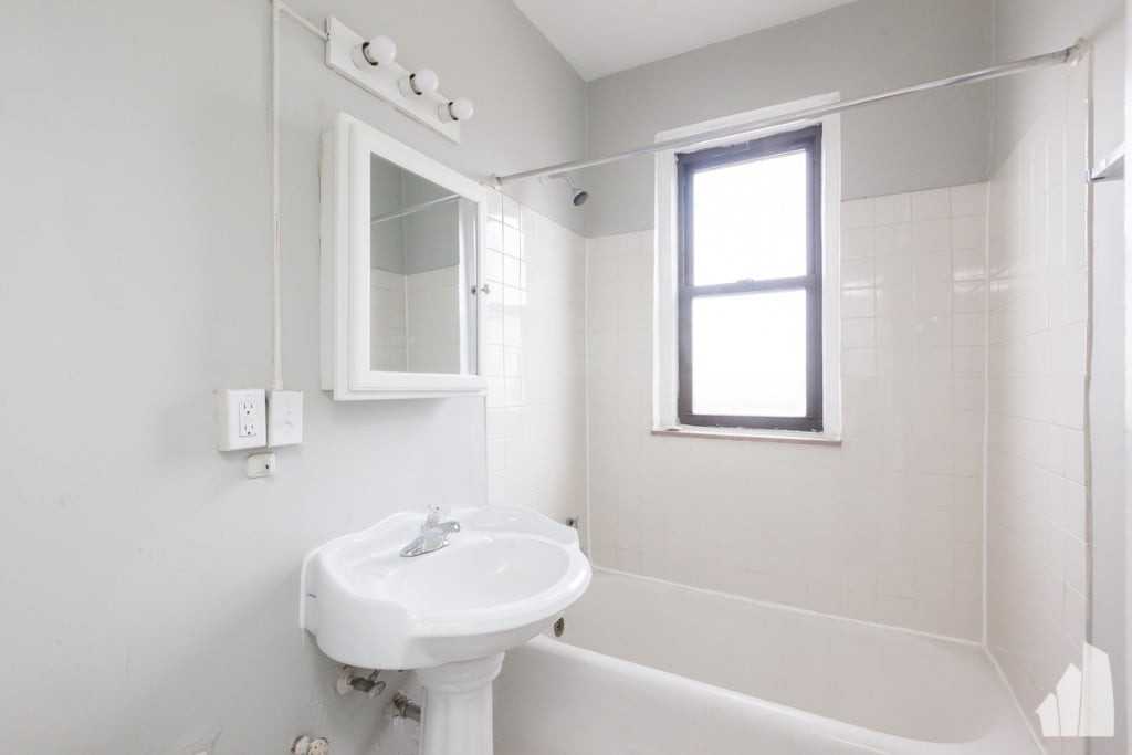 3831 N Fremont St #508 - Photo 5 of 9