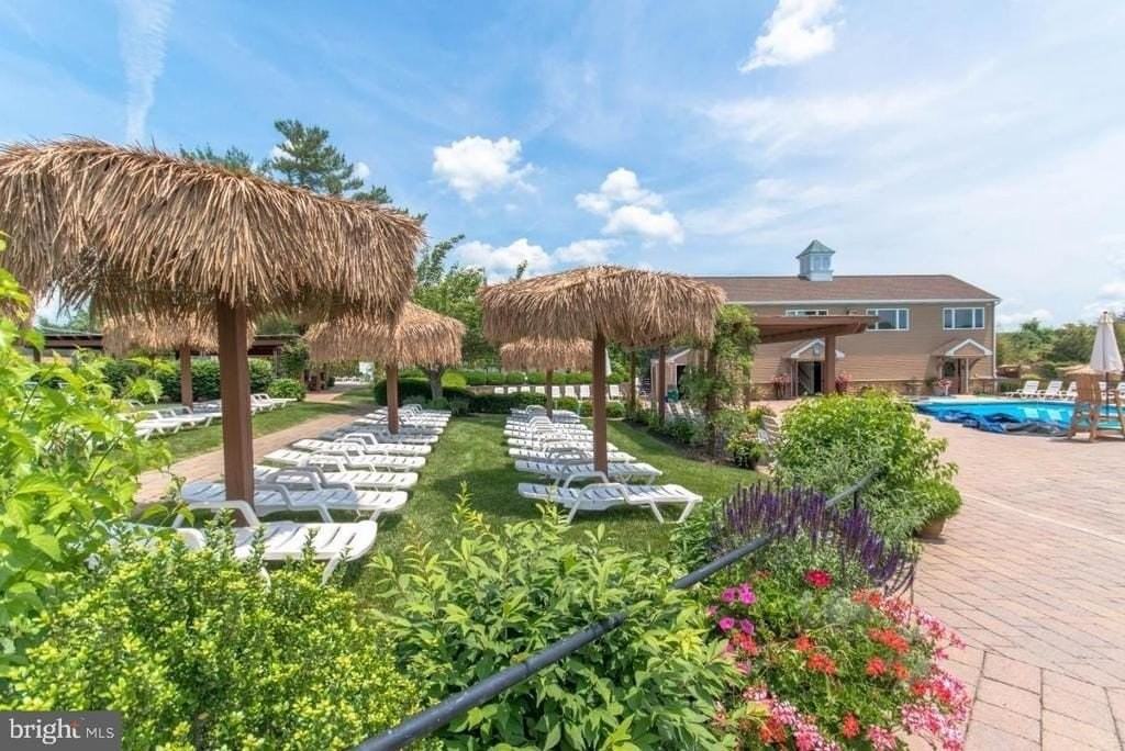 16-B Runnemede - Photo 6 of 36