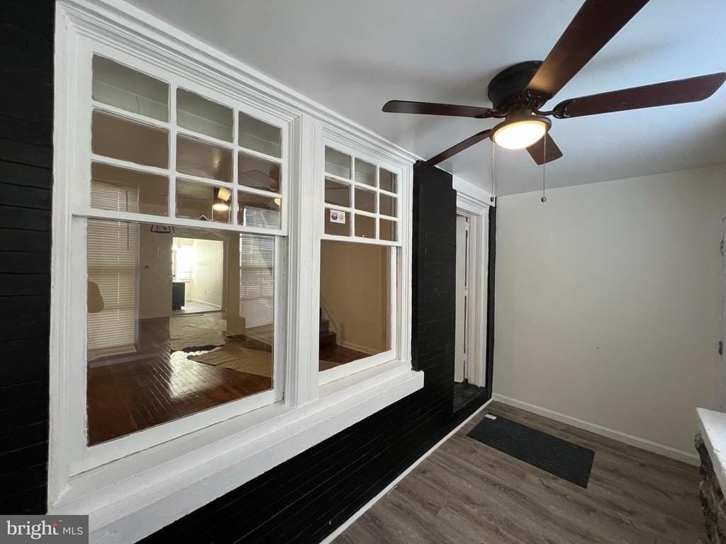 254 W Sheldon St - Photo 2 of 21