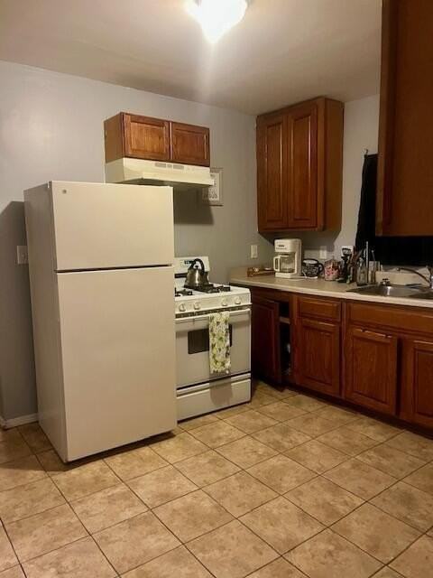 81 Kibbee St - Photo 7 of 13