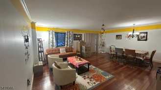 606 Robin Rd - Photo 1 of 1