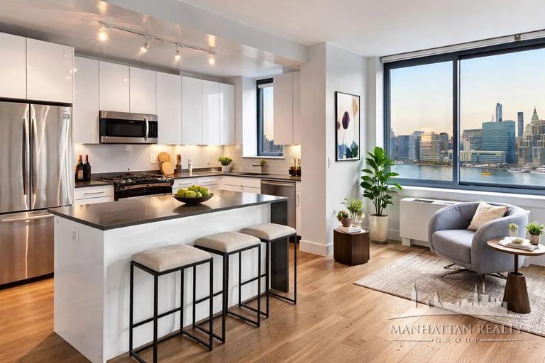 Center Blvd #1711 - Photo 4 of 4