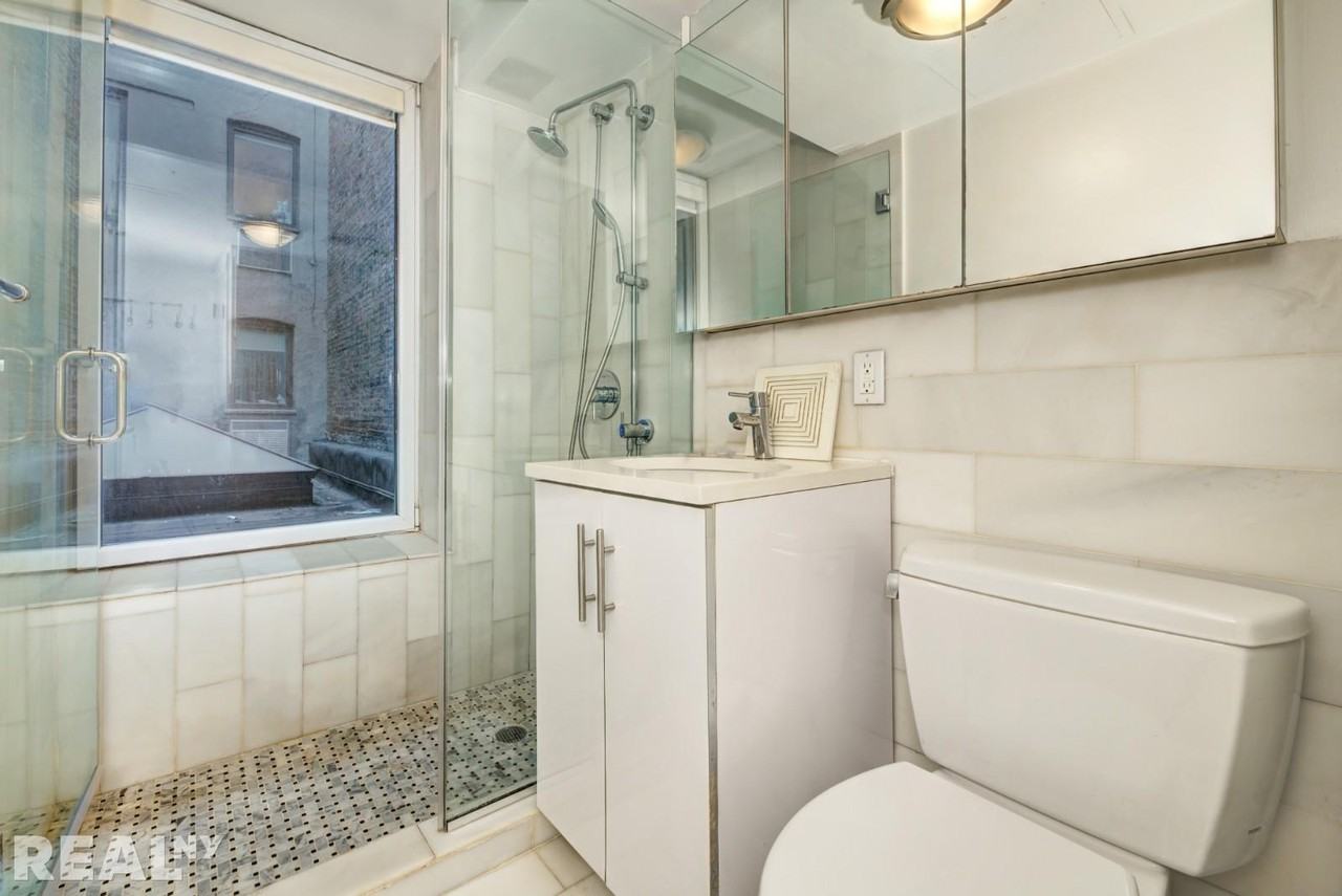 143 Ludlow St #4C - Photo 6 of 6