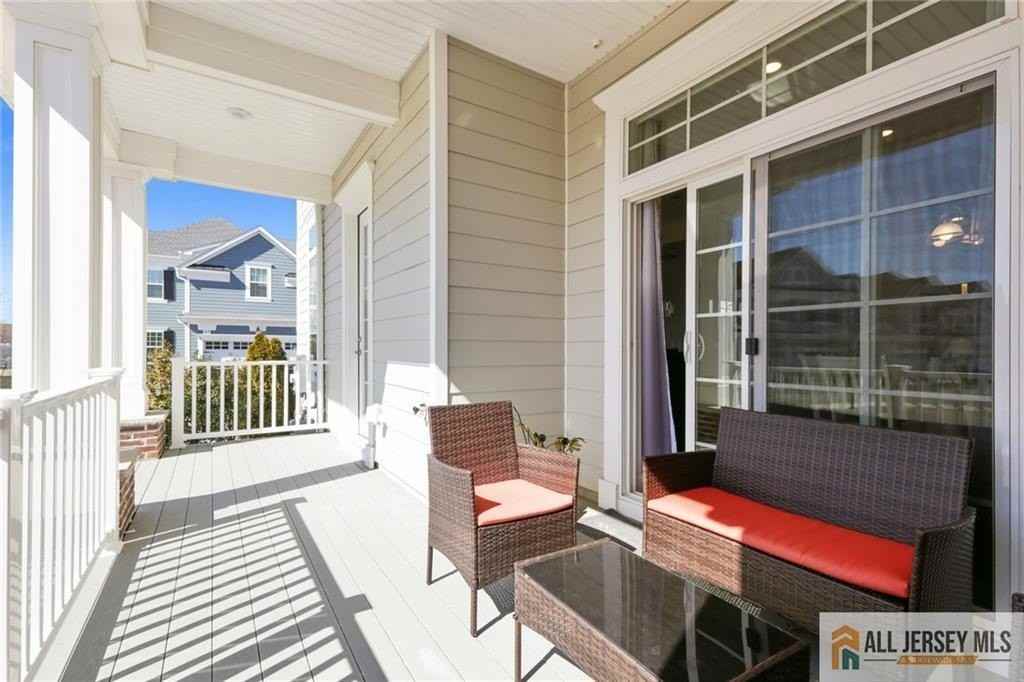 1 Lafayette Way - Photo 2 of 30