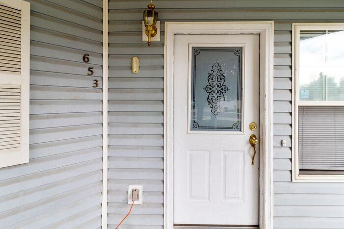 653 Hudson Bay Ct - Photo 6 of 26