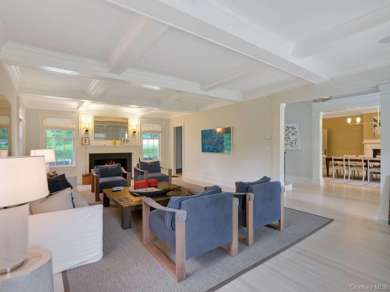 7 Ocean Ave - Photo 4 of 35