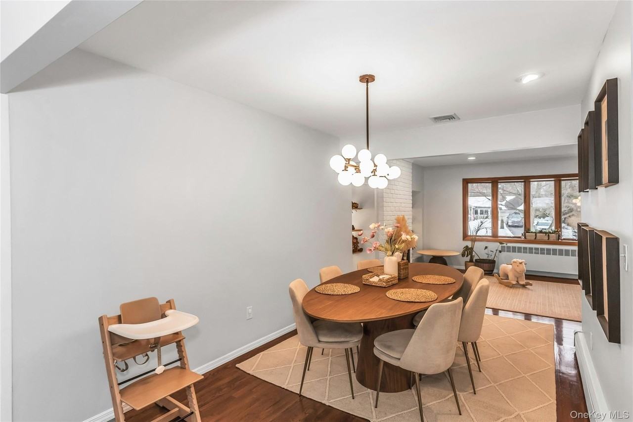 88 Burton Ln - Photo 5 of 19